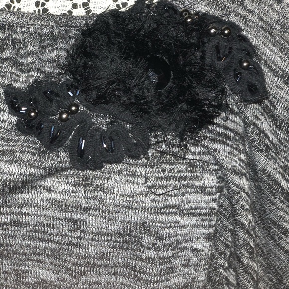 A. Byer Embroidered Detailed Dress Shirt - Picture 2 of 2